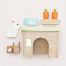 Load image into Gallery viewer, Le Toy Van Bunny & Guinea Pet Animal Set