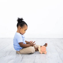Load image into Gallery viewer, Pearhead Snail Wooden Pull Toy