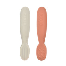 Load image into Gallery viewer, Beaba Silicone Pre-Spoons 2 Pack - Terracotta/Velvet Grey
