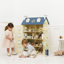 Load image into Gallery viewer, Le Toy Van Palace Wooden Dolls House
