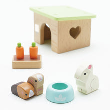 Load image into Gallery viewer, Le Toy Van Bunny &amp; Guinea Pet Animal Set
