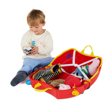 Load image into Gallery viewer, Trunki Ride on Luggage - Peppa Pig
